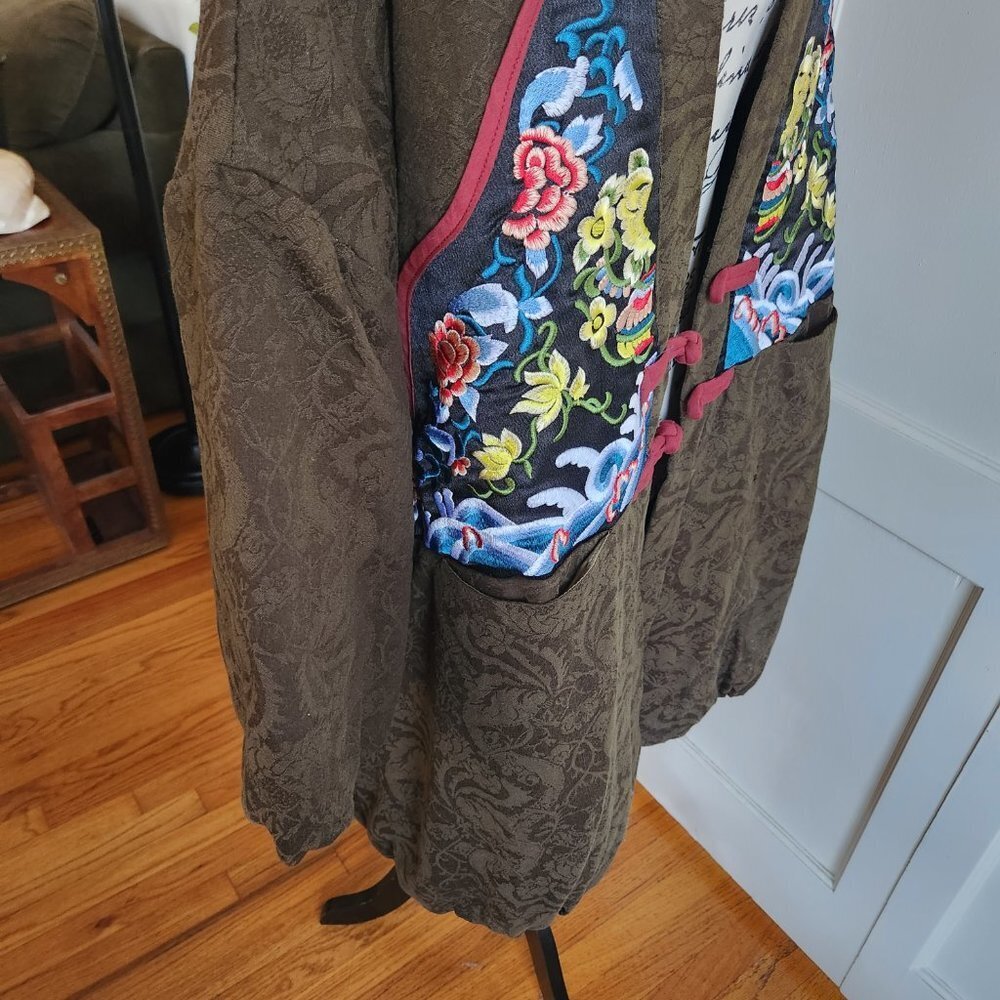 Vintage Oriental Heavily Quilted Embroidered Coat Sz L - Picture 6 of 13